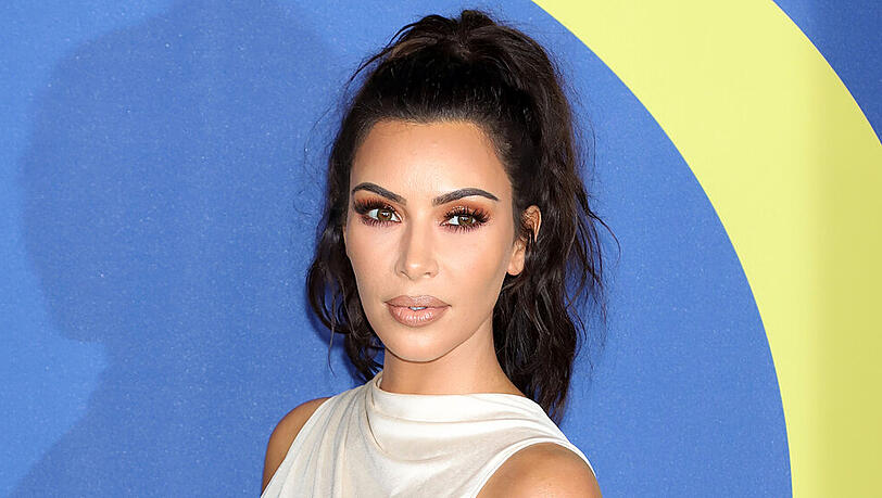 Kim Kardashian West perfekt gestylt bei einem öffentlichen Auftritt Kim Kardashian West perfekt gestylt bei einem öffentlichen Auftritt