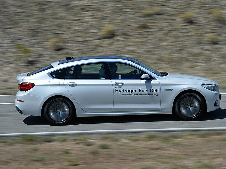 Auf dem Versuchsgelände: BMW 5er GT mit Wasserstoff-Brennzellenantrieb
