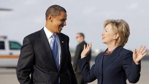Zwei, die vielleicht auch miteinander können: Barack Obama und Hillary Clinton. Zwei, die vielleicht auch miteinander können: Barack Obama und Hillary Clinton.