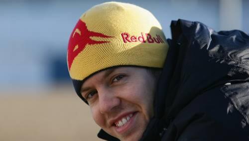 Der 21-jährige Heppenheimer Sebastian Vettel lieferte beim Regenrennen in China im Red Bull eine Meisterleistung ab. Der 21-jährige Heppenheimer Sebastian Vettel lieferte beim Regenrennen in China im Red Bull eine Meisterleistung ab.