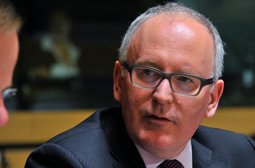 Außenminister Frans Timmermans sprach von einem &bdquo;tiefschwarzen Tag&ldquo;. &bdquo;Wir trauern um einen besonderen Mann.&ldquo;