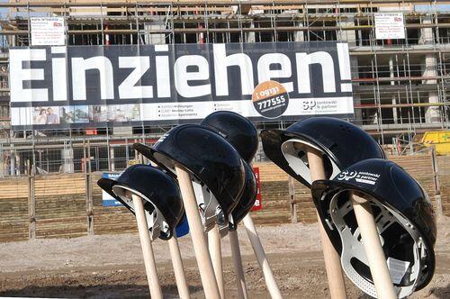 Einziehen! Viele Nürnberger würden gerne einen Neubau beziehen. Doch es wird zu wenig gebaut. Außerdem lockt die Stadt viele Auswärtige. Folge: Die Mieten steigen.