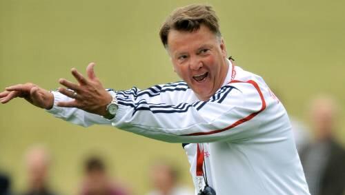 it Spaß bei der Arbeit – doch momentan tut sich für Bayern-Coach van Gaal eine Baustelle nach der anderen auf. it Spaß bei der Arbeit – doch momentan tut sich für Bayern-Coach van Gaal eine Baustelle nach der anderen auf.