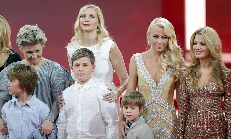 Jenny Elvers auf der Die Herz-für-Kinder-Gala