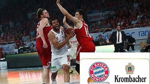 Der Bamberger Elias Harris tankt sich durch die beiden Münchner John Bryant (links) und Paul Zipser hindurch.