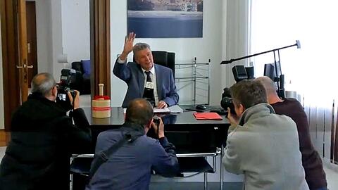 Der Schlegel zum Anzapfen liegt schon bereit: Dieter Reiter hat sein Büro im Rathaus bezogen. AZ-Reporter Willi Bock war dabei.