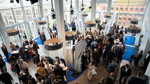 Zwei Tage B&ouml;rse live: Die Baader Trading Days bringen renommierte Finanzexperten und bekannte Pers&ouml;nlichkeiten nach M&uuml;nchen.