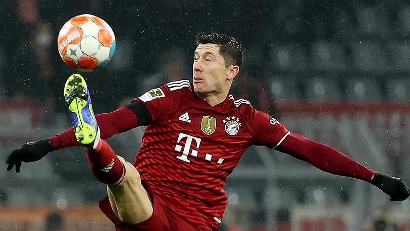 Noch bis 2023 vertraglich an den FC Bayern gebunden - kommt es zu einer Verlängerung? Starstürmer Robert Lewandowski.