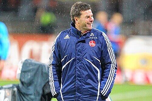 "Das Spiel beginnt bei 0:0 und wir werden mutig auftreten": Club-Trainer Dieter Hecking ist vor dem Sonntag-Gastspiel beim FC Bayern durchaus guter Dinge.