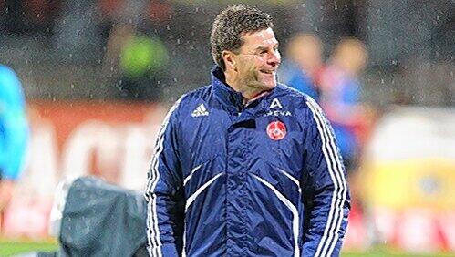 "Das Spiel beginnt bei 0:0 und wir werden mutig auftreten": Club-Trainer Dieter Hecking ist vor dem Sonntag-Gastspiel beim FC Bayern durchaus guter Dinge. "Das Spiel beginnt bei 0:0 und wir werden mutig auftreten": Club-Trainer Dieter Hecking ist vor dem Sonntag-Gastspiel beim FC Bayern durchaus guter Dinge.