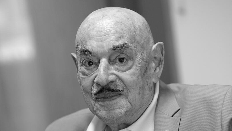 Filmlegende Artur Brauner ist tot. Er starb mit 100 Jahren in Berlin. Filmlegende Artur Brauner ist tot. Er starb mit 100 Jahren in Berlin.