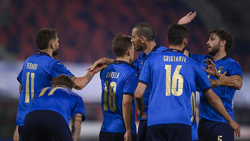 "Die Identifikation mit dem italienischen Team hat in den vergangenen Jahren zugenommen", sagt der Südtiroler Reinhold Messner. "Die Identifikation mit dem italienischen Team hat in den vergangenen Jahren zugenommen", sagt der Südtiroler Reinhold Messner.