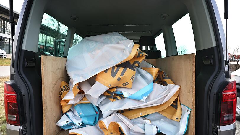 Nach den Kommunalwahlen in Bayern wird vielerorts aufger&auml;umt - aber es stehen noch Stichwahlen an.