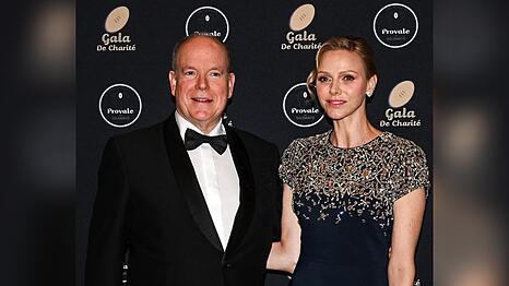 Charl&egrave;ne und Albert von Monaco feiern in Paris.