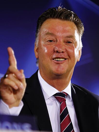 Er war kein Leisetreter beim FC Bayern: Al "Feierbiest" tanzte er mit OB Christian Ude auf dem Rathausbalkon und machte auch in der Lederhose eine anshehnliche Figur. Jetzt wird Louis van Gaal 60. Hier gibt's nochmal seine besten Bilder beim FC Bayern.