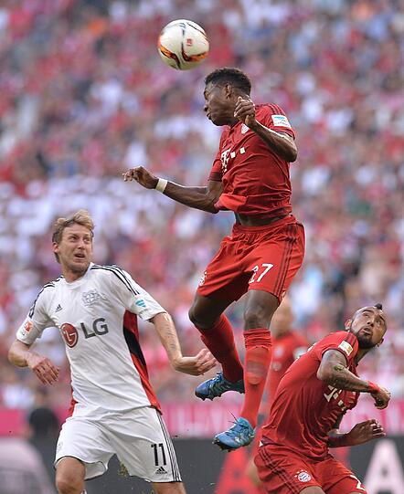 David Alaba, Note 2: Zentraler Part der Dreierkette. Nicht ganz mit der Autorität eines Jerome Boateng, und doch klarer Sieger im Duell mit Leverkusens Mittelstürmer Stefan Kießling. Klärte dessen Kopfball auf der Linie (50.), auch sonst aufmerksam und kommunikativ.