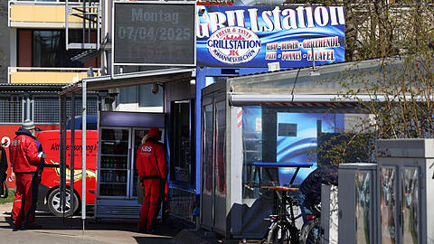 Viele Handwerker holen sich an der Grillstation Johanneskirchen einen Döner in der Mittagspause. Doch womöglich ist es damit bald vorbei.