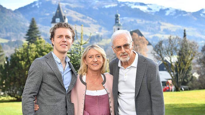Franz Beckenbauer mit Frau Heidi und Sohn Joel im Januar 2023 in Kitzbühel