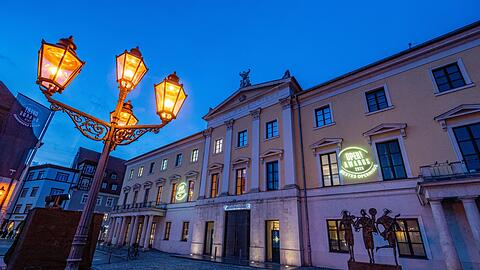 Der "Oper! Award" f&uuml;r das beste Opernhaus geht an das Theater Regensburg.