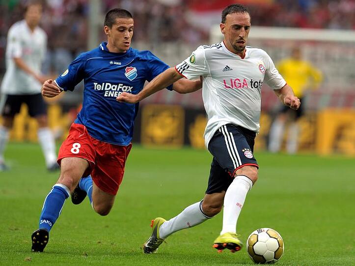 Franck Ribéry spielt in der nächsten Zeit nur für den FC Bayern. Der französische Verband sperrte ihn für drei Spiele.