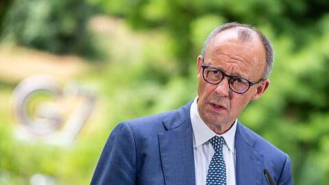 Bundeskanzler Friedrich Merz will bei der Beilegung des Ukraine-Krieges endlich europ&auml;ische Positionen einbringen.