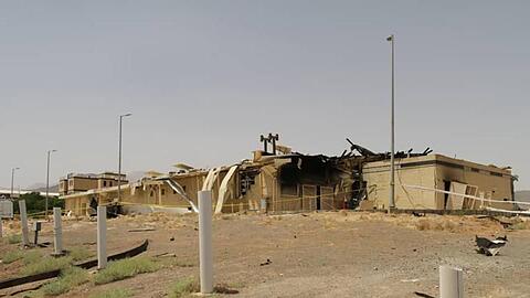 Ein von einem Feuer stark beschädigtes Gebäude der iranischen Atomanlage Natans.
