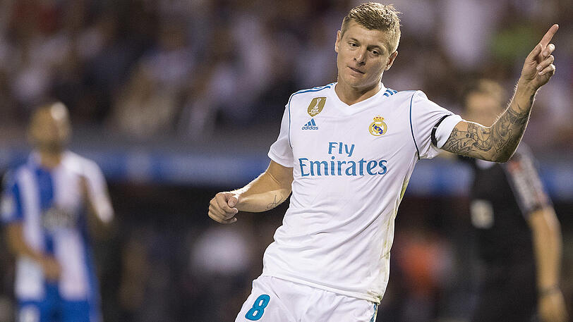 Real Madrid siegte auch dank eines Treffers von Weltmeister Toni Kroos 3:0 bei Deportivo La Coruna.