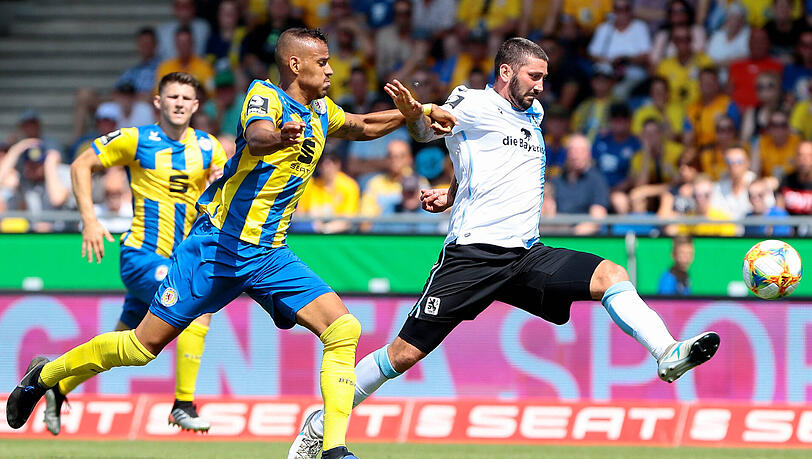 Sturmtank beim TSV 1860: Sascha Mölders (re.). Sturmtank beim TSV 1860: Sascha Mölders (re.).