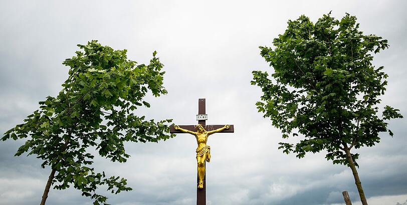 Symbol des Glaubens: Jesus am Kreuz.