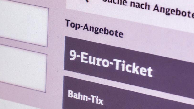 Für neun Euro pro Monat können die Fahrgäste im Juni, Juli und August bundesweit im ÖPNV und Regionalverkehr fahren.