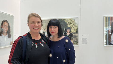 Fotografin Barbara Donaubauer und Svitlana Orlovska.