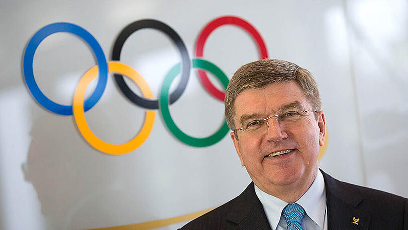 Der IOC-Chef Thomas Bach erhält für seine Tätigkeiten rund 225.000 Euro im Jahr. Der IOC-Chef Thomas Bach erhält für seine Tätigkeiten rund 225.000 Euro im Jahr.