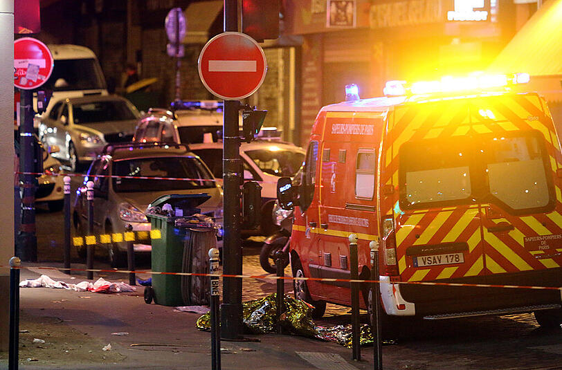 Schüsse, Explosionen, Tote und Verletzte: die Bilder von der verheerenden Anschlagsserie in Paris.