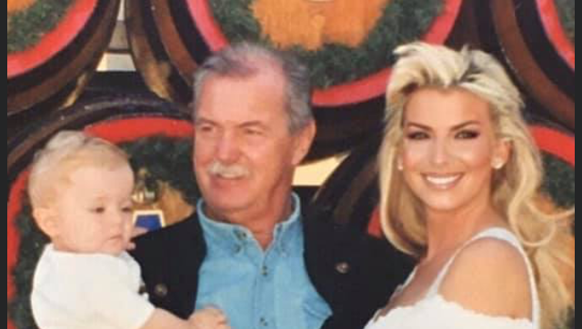 Harte Schale, weicher Kern: Der dicke Fritz vor 13 Jahren auf der Wiesn mit seiner damaligen Freundin und dem gemeinsamen Sohn. Rückblickend sagt sie zur AZ: „Er war der beste und liebevollste Papa.“ Harte Schale, weicher Kern: Der dicke Fritz vor 13 Jahren auf der Wiesn mit seiner damaligen Freundin und dem gemeinsamen Sohn. Rückblickend sagt sie zur AZ: „Er war der beste und liebevollste Papa.“