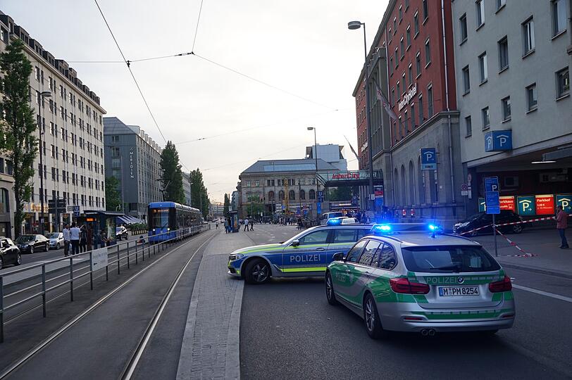 Augenzeugen alarmierten die Polizei, welche sofort zur Stelle war.