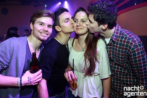In der Nachtgalerie war am Freitag wieder "Remmi Demmi" angesagt. Mehr Bilder unter: www.nachtagenten.de