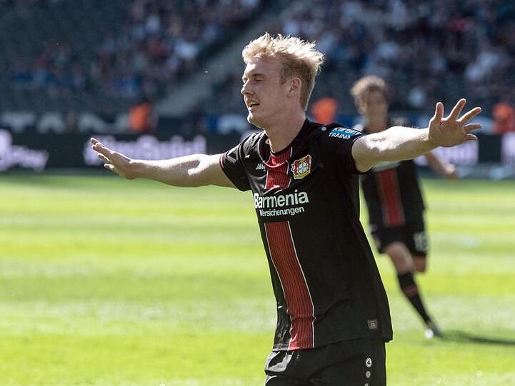 Julian Brandt soll vor einem Wechsel zum BVB stehen.