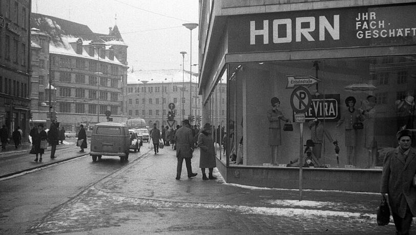1966: Ecke Hirtenstraße - Dachauer Straße. 1966: Ecke Hirtenstraße - Dachauer Straße.