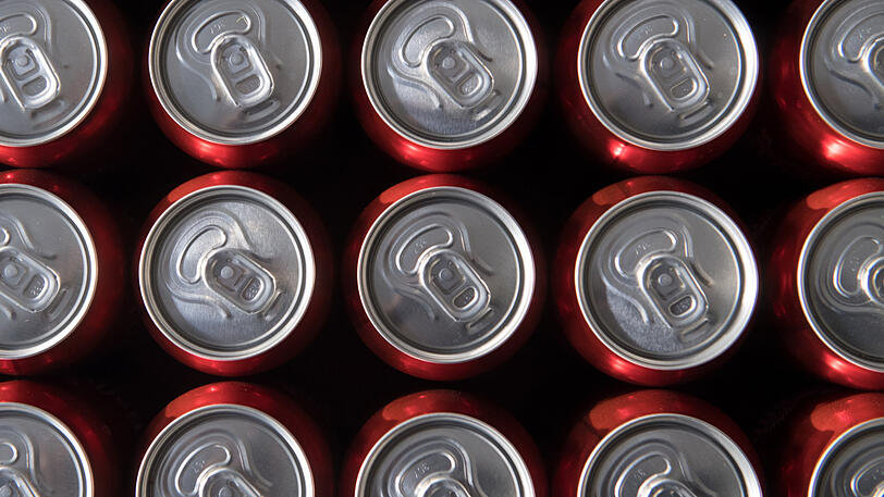 Die Gruppe soll mit mindestens 77 Millionen Liter Bier gehandelt haben. (Symbolbild)
