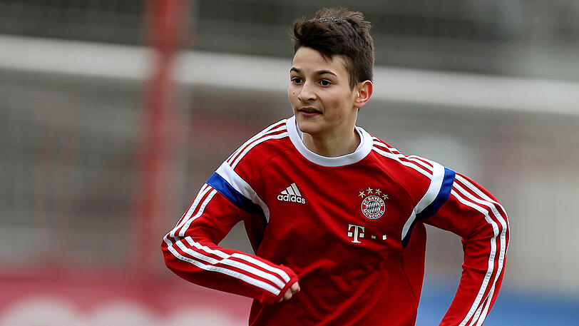Bei Ajax Amsterdam soll sich Toni Trograncic zunächst in der U19-Mannschaft spielen und sich für Einsätze bei den Profis empfehlen.
