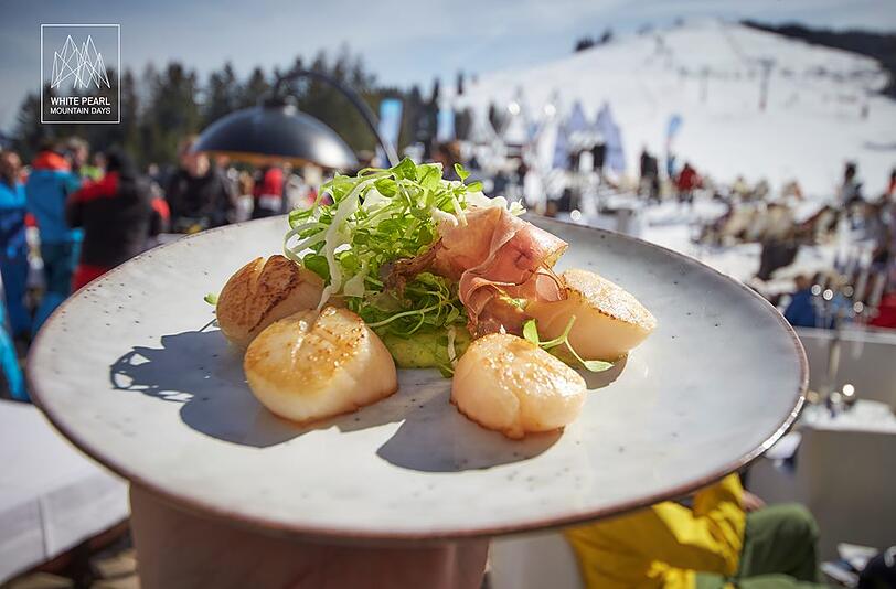 Naturerlebnisse im Holzhotel Forsthofalm uber den Dachern von Leogang