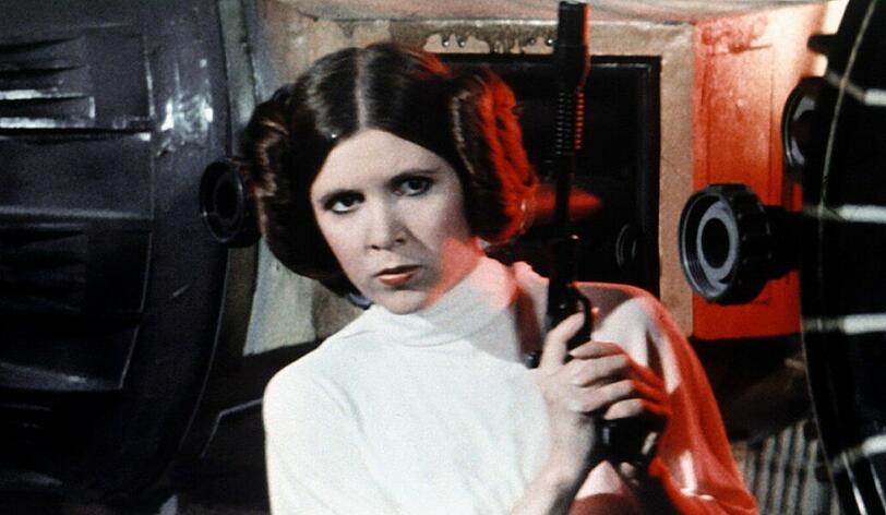 In den Filmen der "Star Wars"-Reihe war Carrie Fisher als Prinzessin Leia zu sehen. Im Dezember 2016 verstarb die Schauspielerin überraschend.