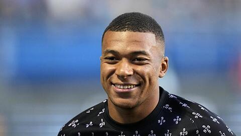 Kylian Mbappé liebäugelt bereits seit längerem mit einem Wechsel zu Real Madrid.