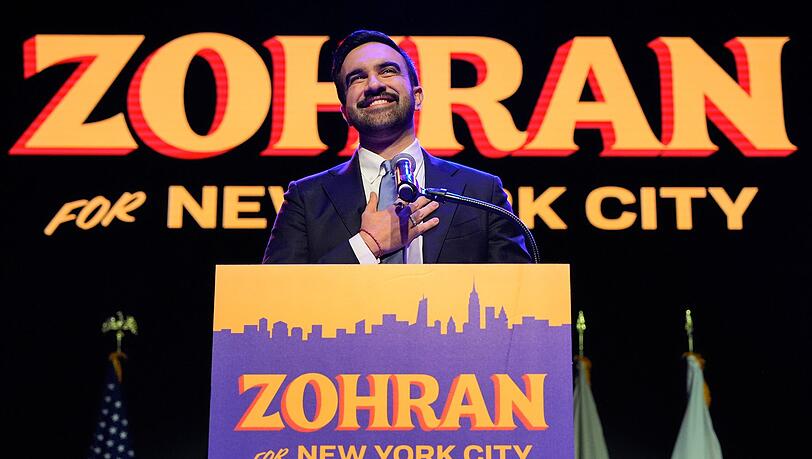 New Yorks linker Bürgermeister Zohran Mamdani, der seit Anfang 2026 die bevölkerungsreichste US-Stadt regiert, sucht einen neuen Umgang mit KI an Schulen. (Archivbild) New Yorks linker Bürgermeister Zohran Mamdani, der seit Anfang 2026 die bevölkerungsreichste US-Stadt regiert, sucht einen neuen Umgang mit KI an Schulen. (Archivbild)