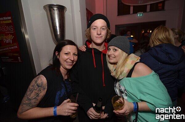 STEAZE &ndash; style with ease &ndash; the Völkl ISPO Party im 8Seasons am Sonntag.