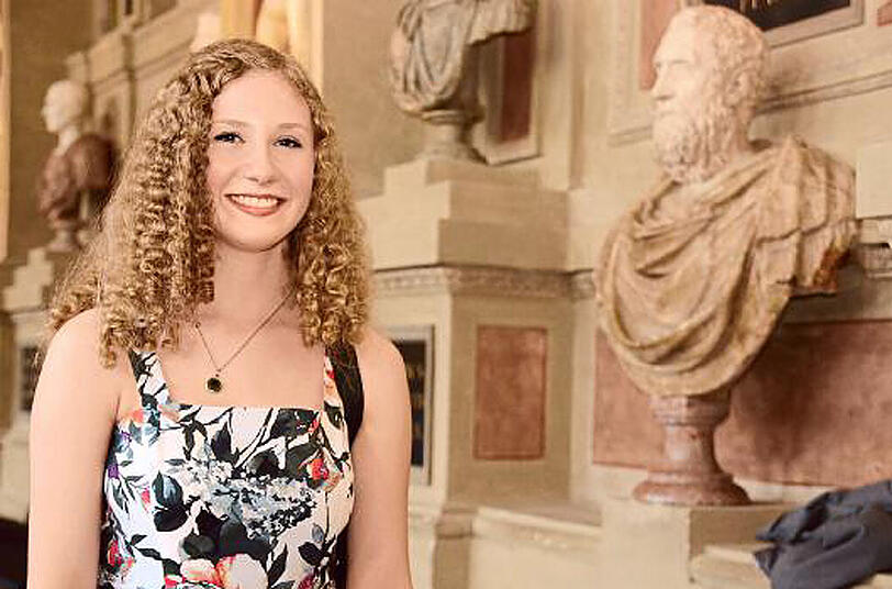 Roxana Wolf (18) zog vier Kinder aus einem Weiher.