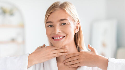 Hals und H&auml;nde werden in diesem Jahr besonders im Beauty-Fokus stehen.