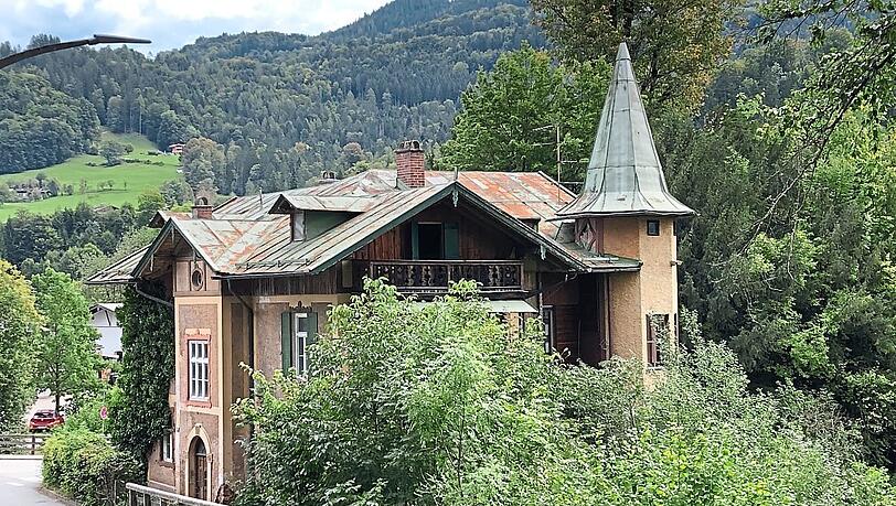 Die Villa vor dem Abriss.