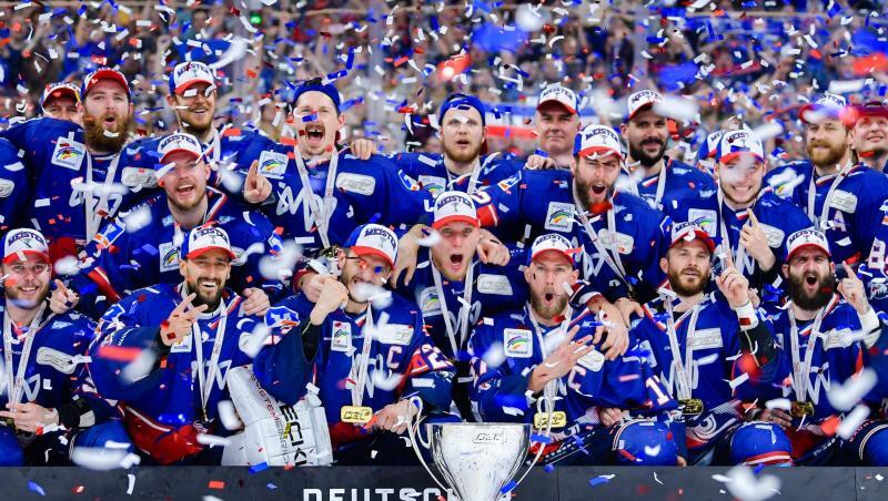 Die Adler Mannheim sind wieder Favorit auf den Gewinn der Meisterschaft. Die Adler Mannheim sind wieder Favorit auf den Gewinn der Meisterschaft.