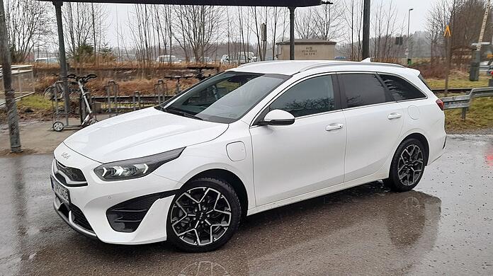 Mit knapp über 4,60 Meter Länge passt der Kia Ceed Sportswagon exakt ins Kompaktkombi-Segment.